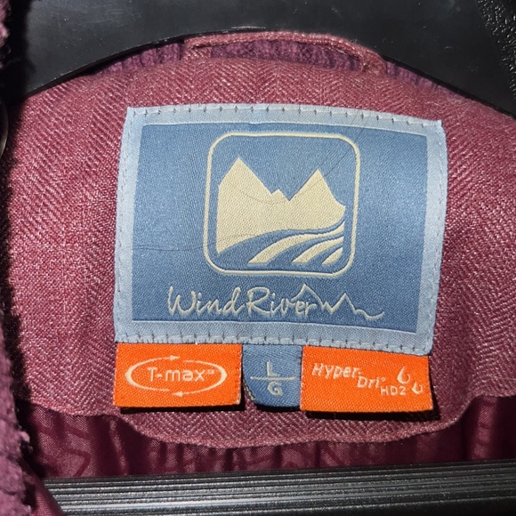 t max burgandy winter jacket - Picture 2 of 2